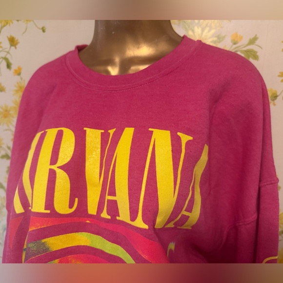 NWT Nirvana Women's Preppy Smiley Face Crewneck Sweatshirt S/M - Picture 13 of 16